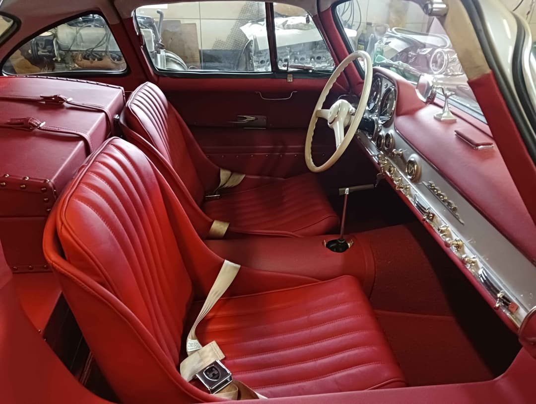 Mercedes 300 SL Gullwing Seats